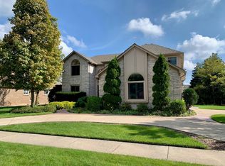 49470 Parkside Ct, Macomb, MI 48044