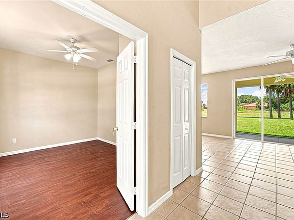 4th image of 117 Shadow Lakes Dr