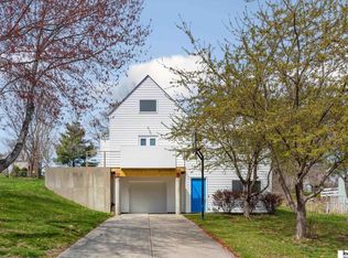 1106 Buckboard Blvd, Papillion, NE 68046