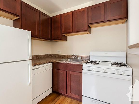 4th image of 1347 N Dearborn St APT 503