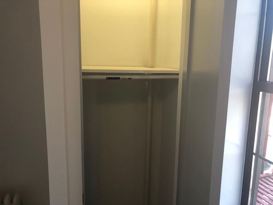 2nd image of 603 New Jersey Ave APT 3