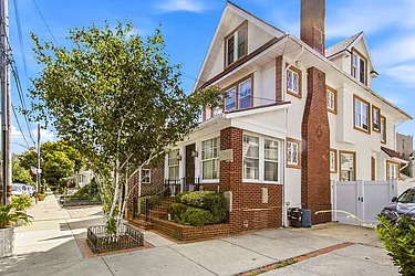 1720 West 11th Street