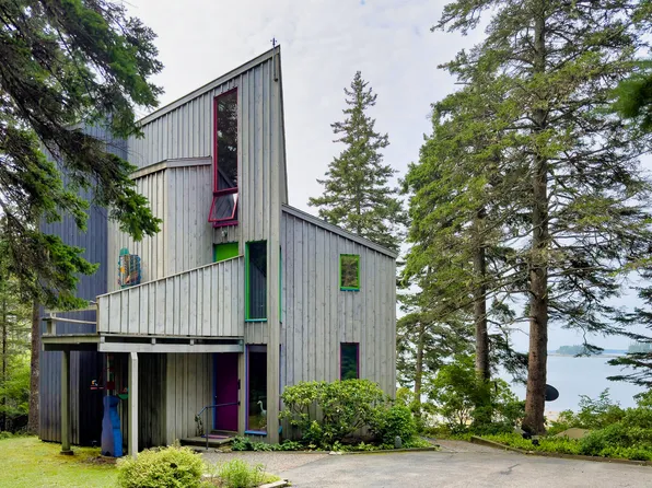 181 & 182 Island Avenue, Saint George, ME 04859