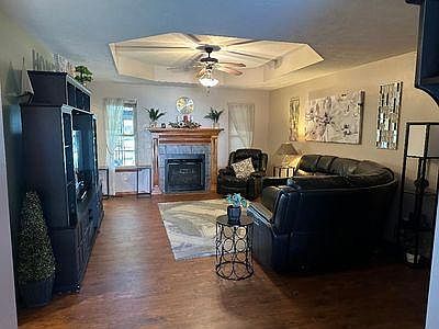 4th image of 155 Cody Drive