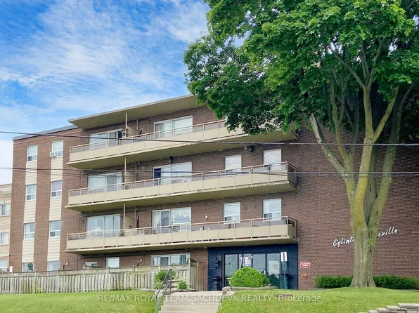 71 Jonesville Cres #305, Toronto, ON M4A 1H1