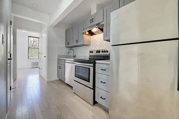 Rented by Dalan Rentals | media 19