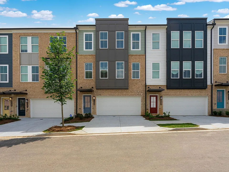 2688 Creek View Ter NW