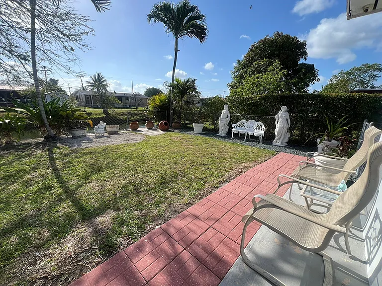 4501 SW 104th Ct — Photo 9