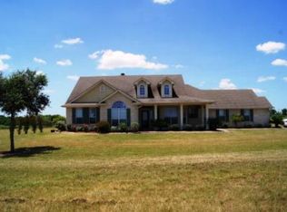 131 Schott Rd, Hallettsville, TX 77995
