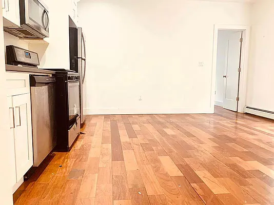 Rented by GROOME REALTY LLC | media 13