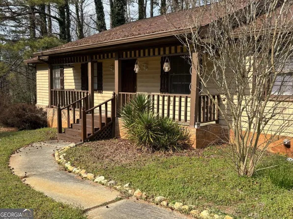 2781 Brackenwood Dr, Snellville, GA 30039