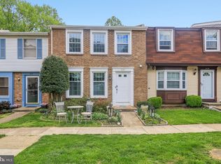 8121 Steeple Chase Ct, Springfield, VA 22153