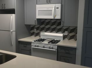 10829 Palms Blvd, Los Angeles, CA 90034