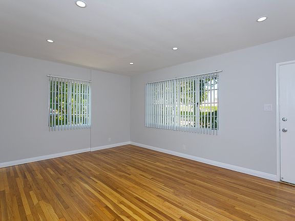 2nd image of 383 S El Molino Ave