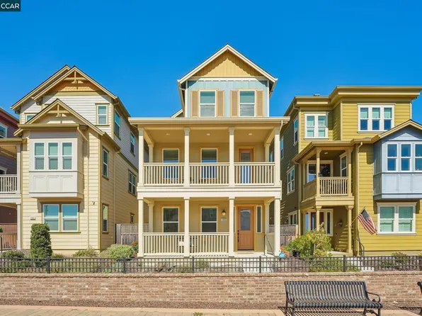 1902 Shasta Ln, Hercules, CA 94547
