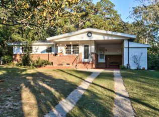 1551 Chowkeebin Nene, Tallahassee, FL 32301