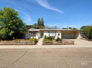 73 N Elijah Dr, Nampa, ID 83651