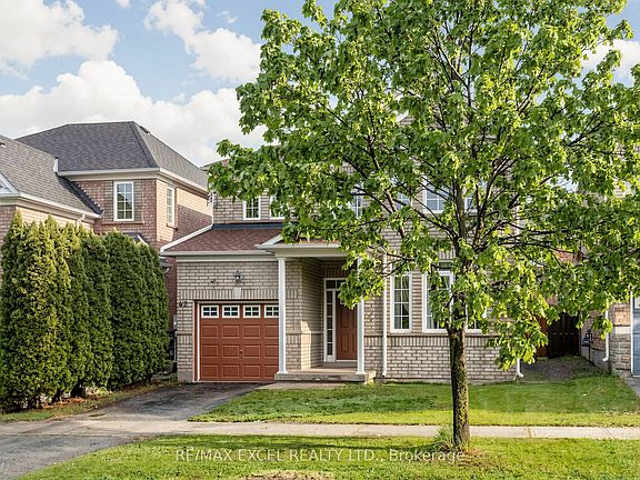 3rd image of 42 Chasser Dr
