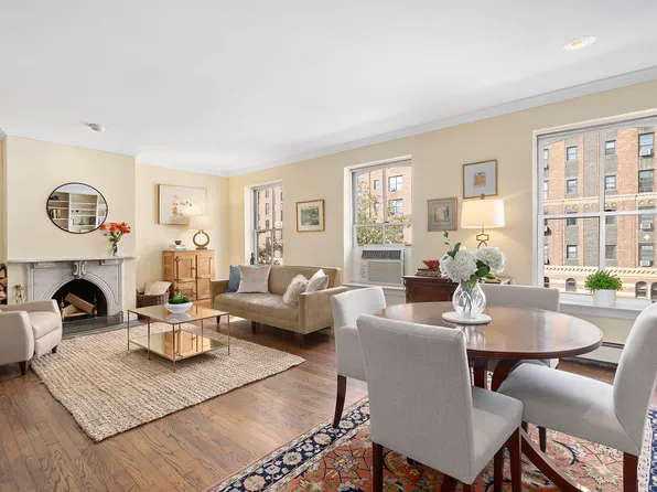 446 West 23rd Street image 1 of 10