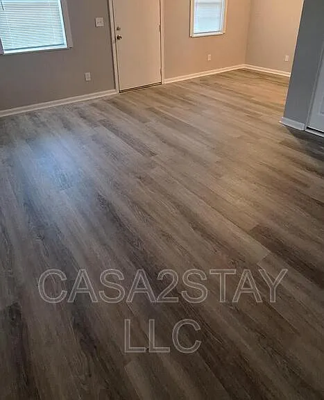 668 Knox Blvd #14 — Photo 4