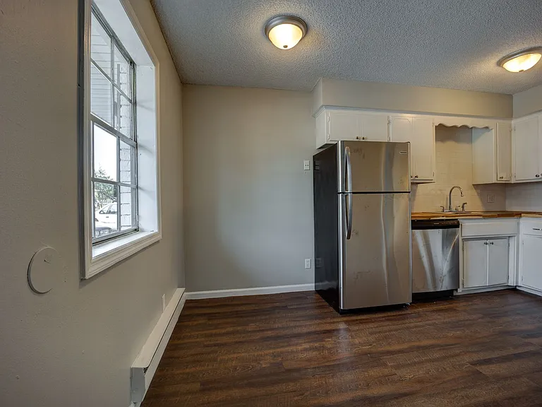 Mill Creek Apartments — Photo 38
