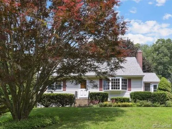 176 Simpson Lane, Montville, CT 06370