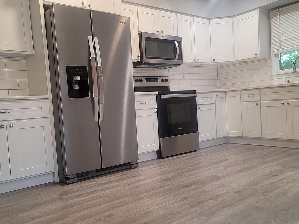 1st image of 80-82 Laurel blvd