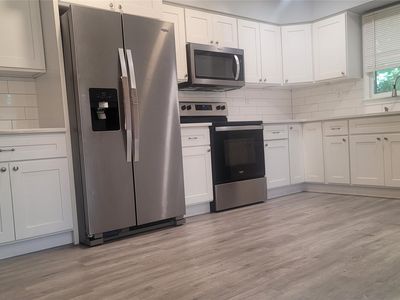 80-82 Laurel blvd, Ronkonkoma, NY, 11779