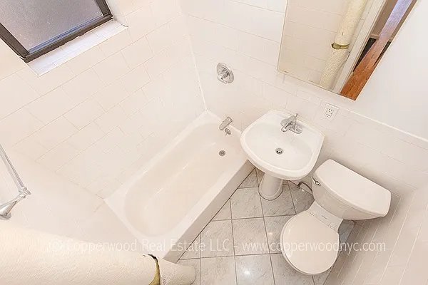 Rented by Copperwood Real Estate | media 19