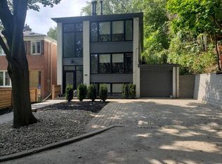 218 Wheeler Ave #1, Toronto, ON M4L 3V6