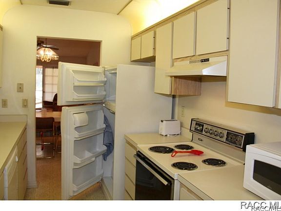 3rd image of 300 E Glassboro Ct