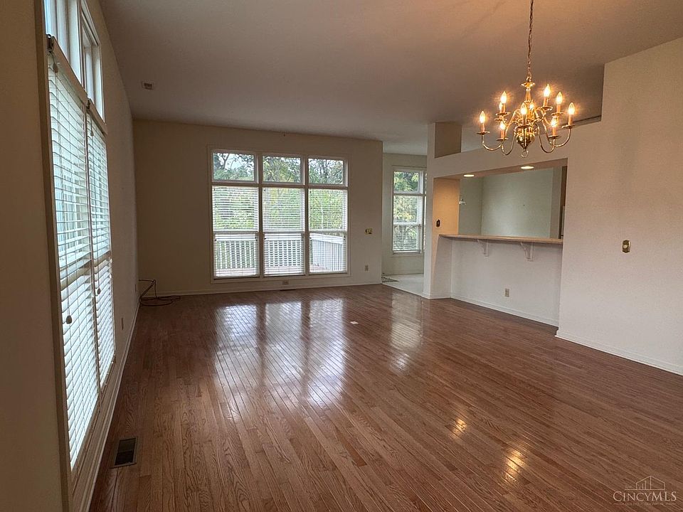 1st image of 58 Stonehaven Dr