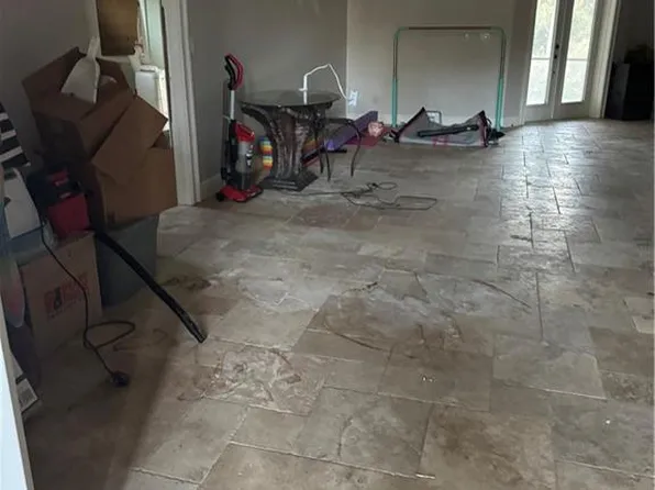 2410 4th AVE NE, NAPLES, FL 34120