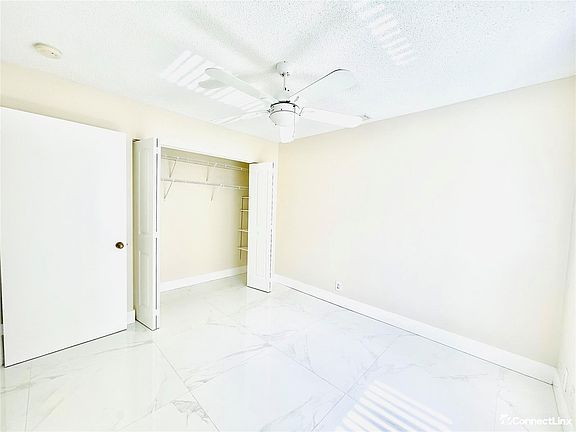 4th image of 4379 Dogwood Cir