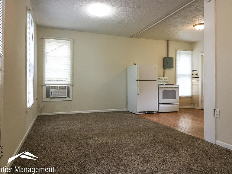 728 Rannells Rd #1 — Photo 3