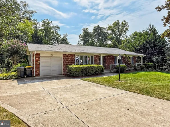 4309 Selkirk Dr, Fairfax, VA 22032