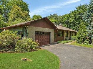 15 Grandview Lane, Thornwood, NY 10594