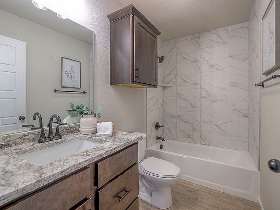 Joanna 36 Web Or Mls Arise Homes 7513 Mccormick Dr. Shawnee, Ks 36 10