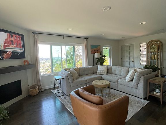 5th image of 6803 Fashion Hills Blvd