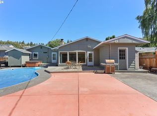 2419 Wright St, The Dalles, OR
