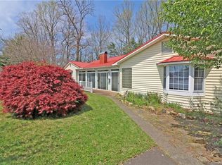 65 E Probart St, Brevard, NC 28712