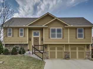 11500 N Bristol Ave, Kansas City, MO 64156
