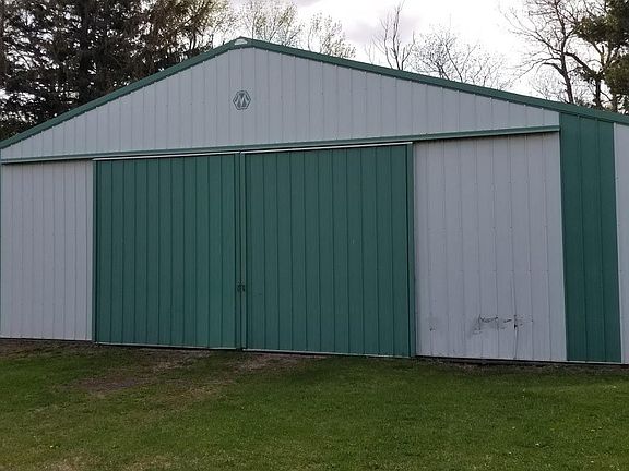2nd image of 15219 440th St