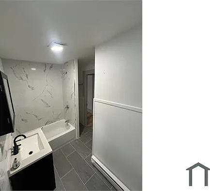 2 bed, 1000 sqft, $1,950 — Photo 3