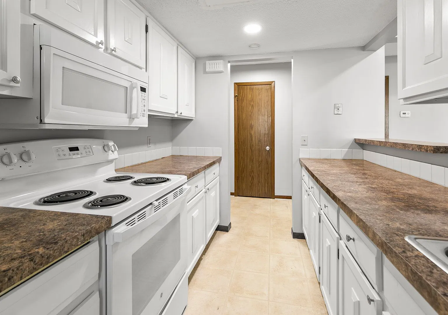 3 bed, 1534 sqft, $1,950 — Photo 3