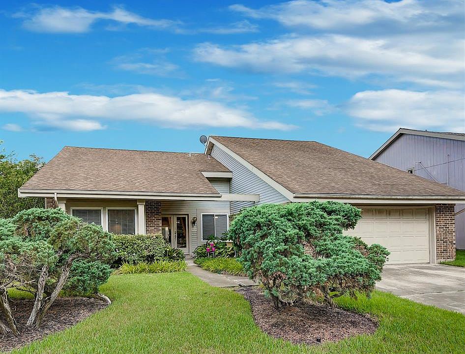 1st image of 12715 Corona Ln
