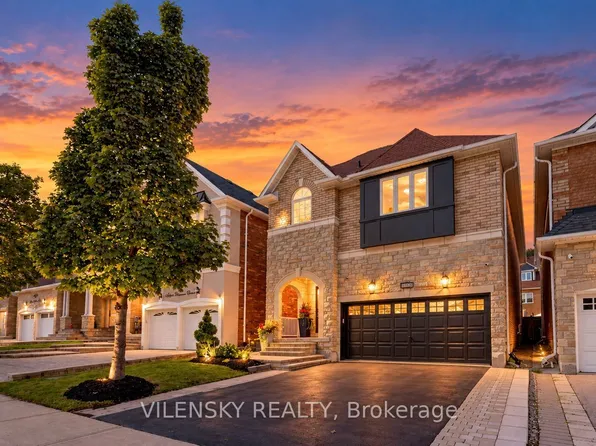 464 Apple Blossom Dr, Vaughan, ON L4J 9A2