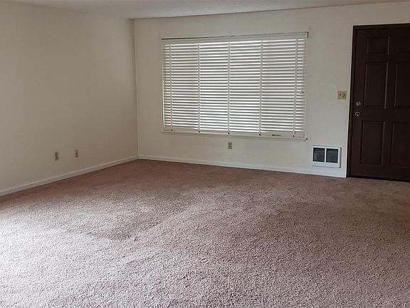 3rd image of 1125 N 13th St APT E19