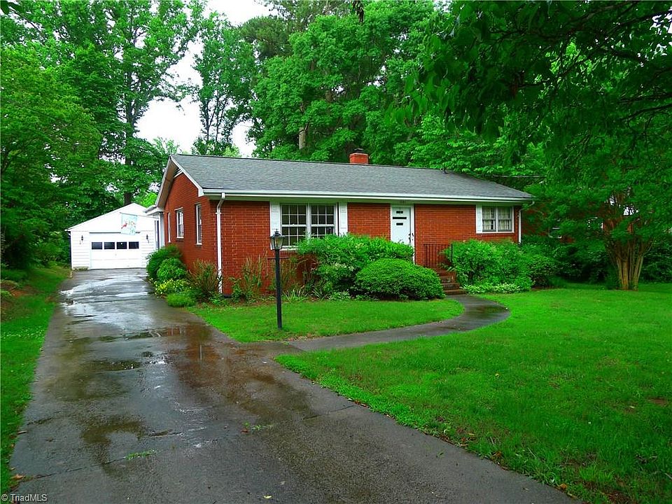 1st image of 1201 S Woodleigh Cir