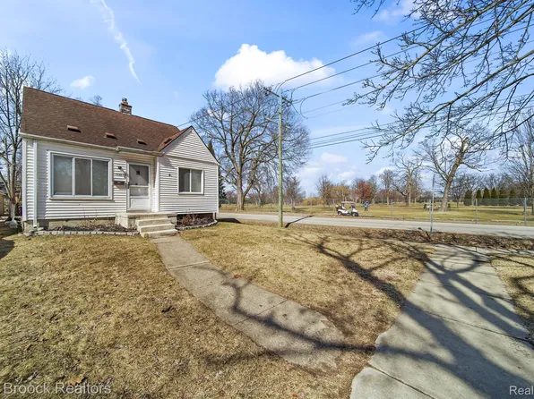15987 Garfield, Redford, MI 48239